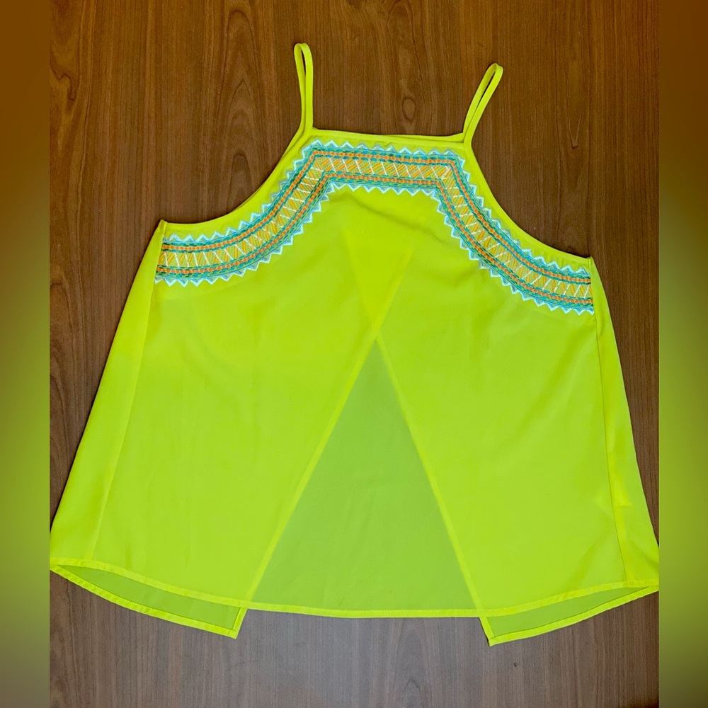 Yellow Gianni Bini Embroidered Split Back Halter Tabk Top/Blouse Size: M